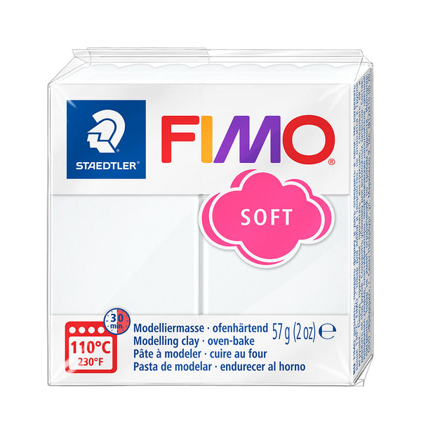 Een verpakking met een blok witte STAEDTLER FIMO Soft klei